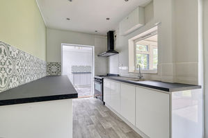 Kitchen/Diner- click for photo gallery